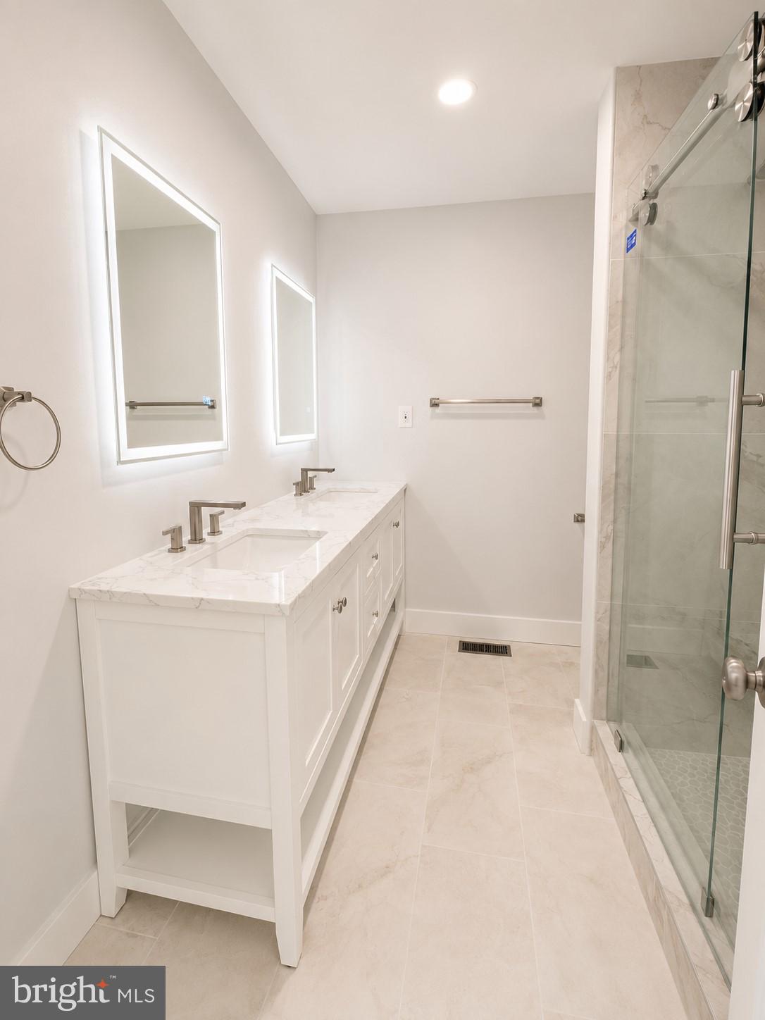 CHESTERBROOK - Residential