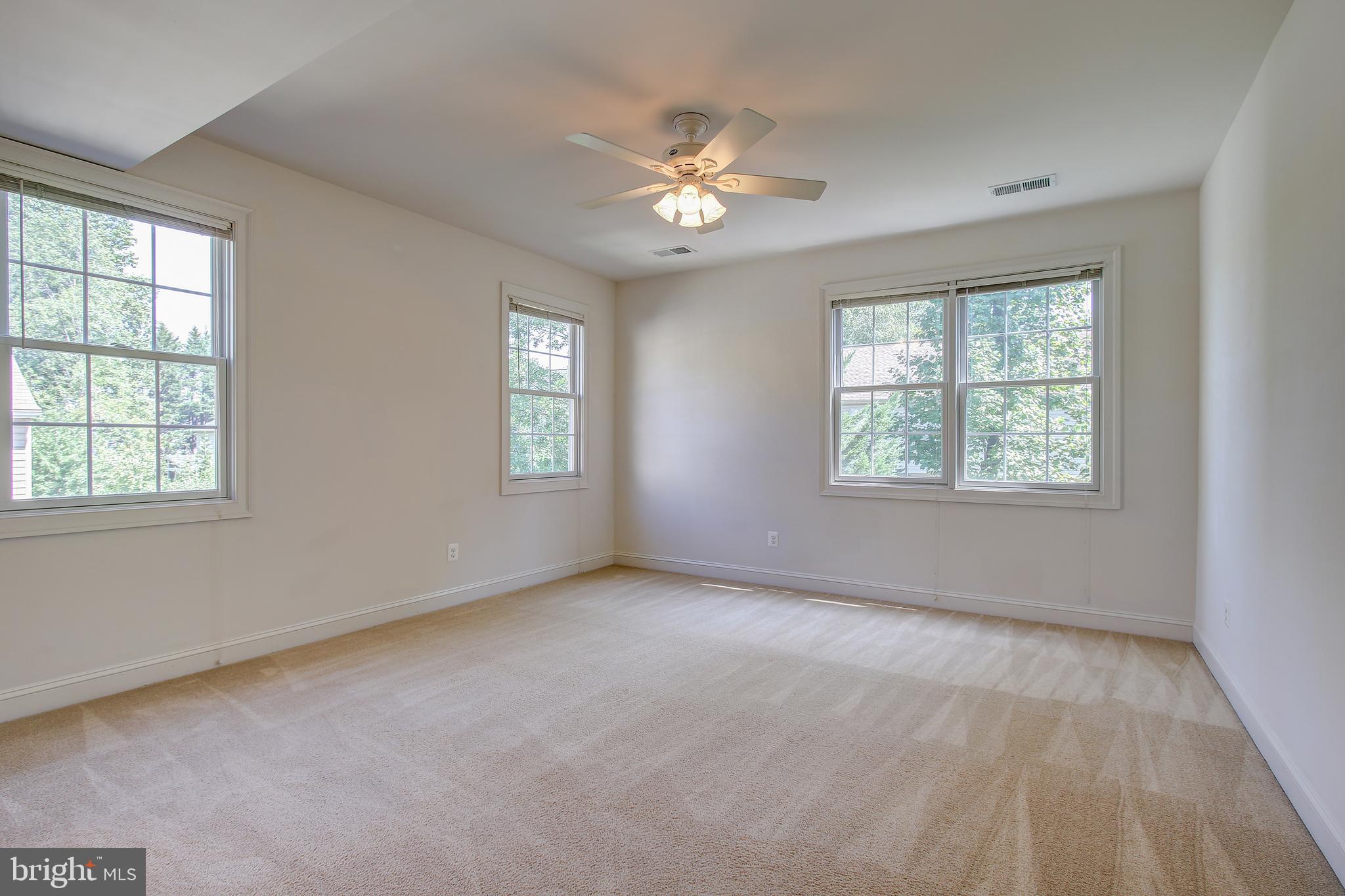 JAMES CREEK - Residential Lease