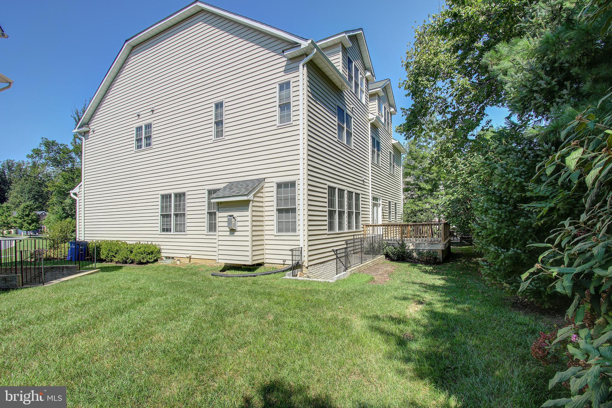 JAMES CREEK - Residential Lease