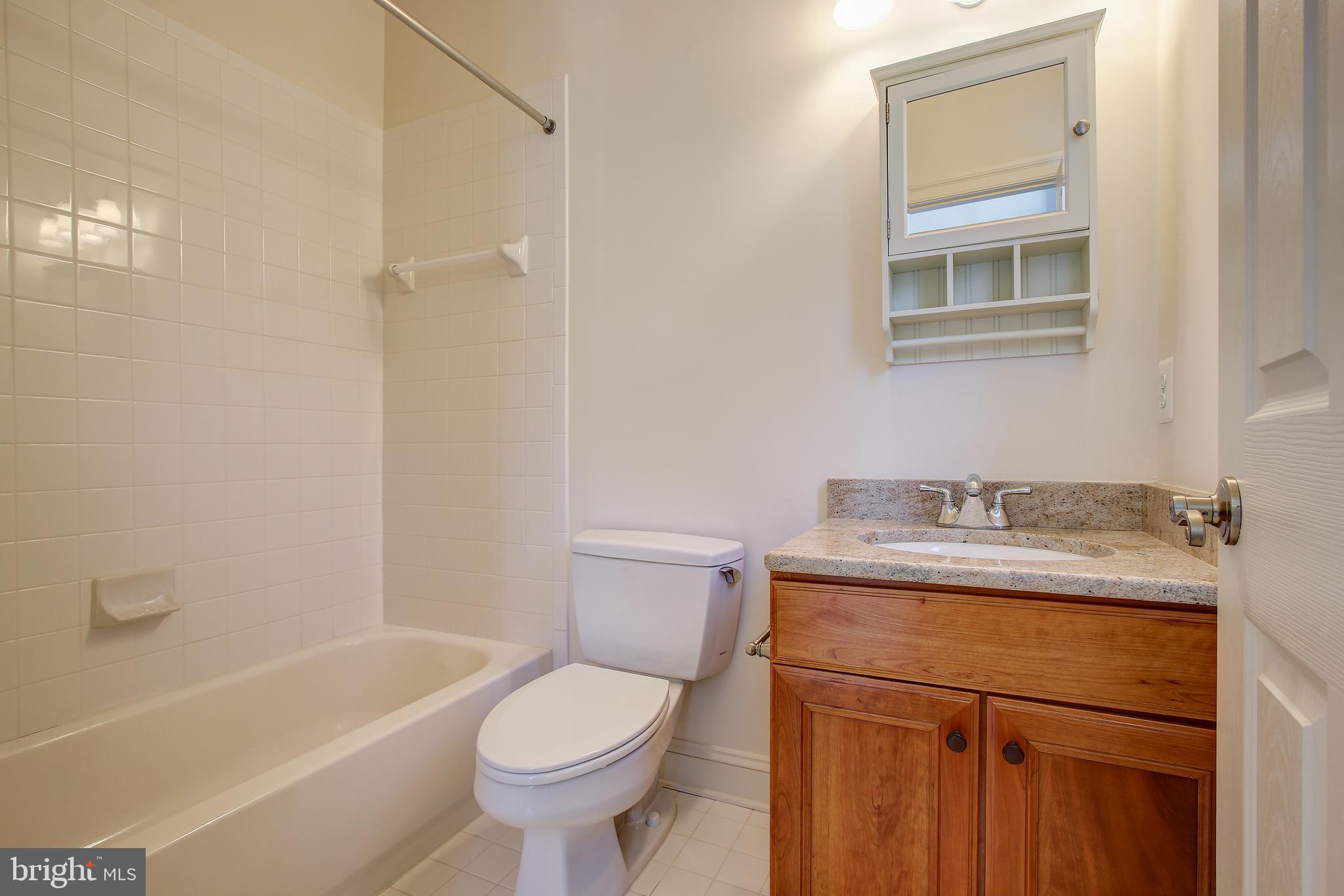 JAMES CREEK - Residential Lease