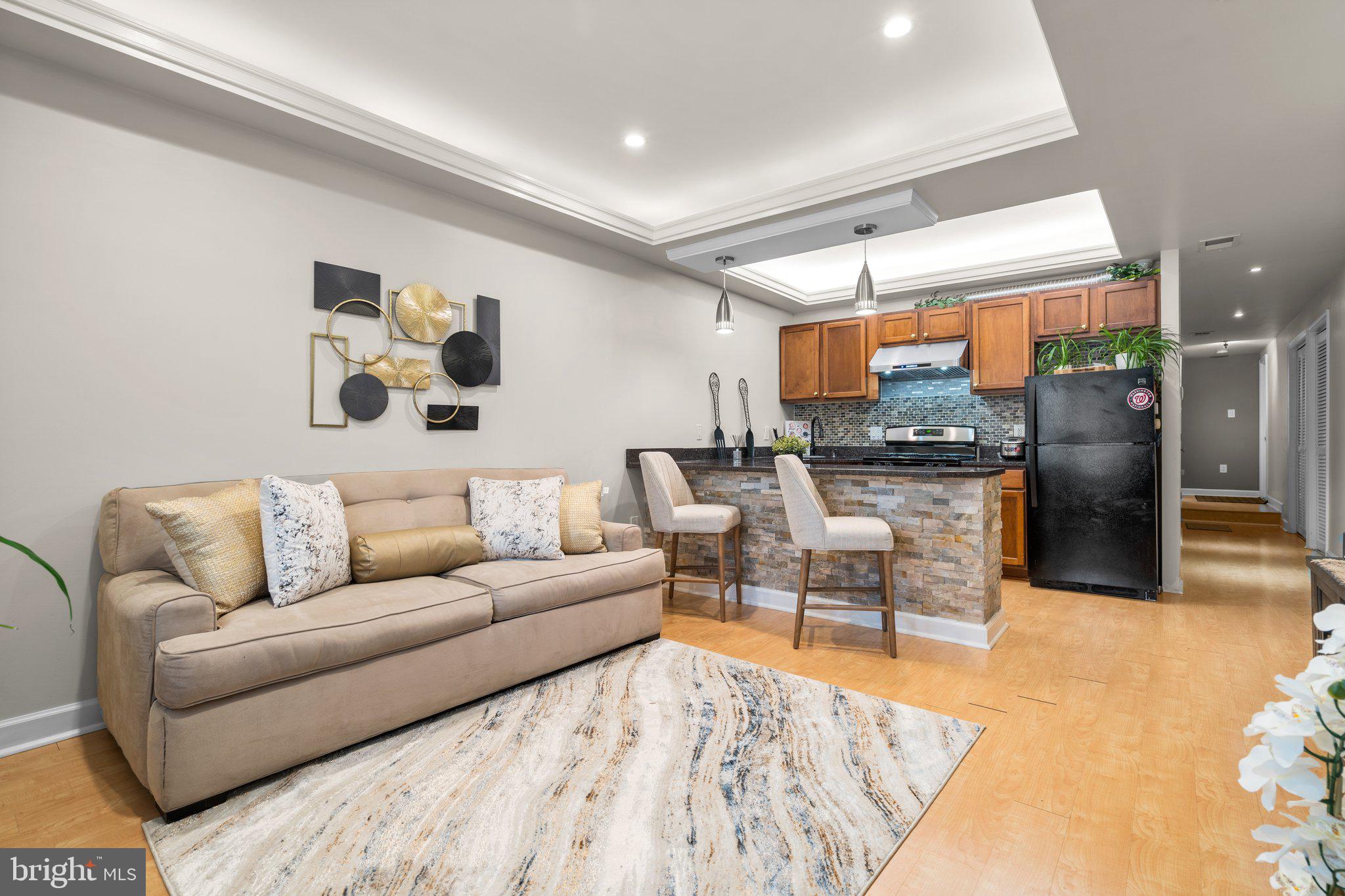 BRENTWOOD - Residential
