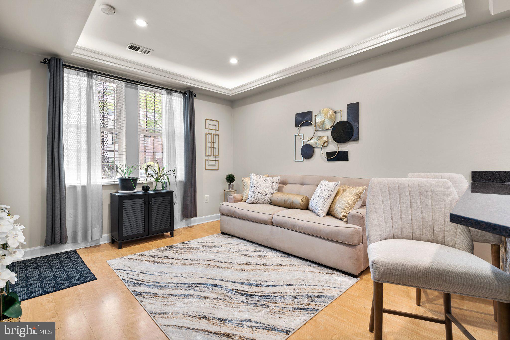 BRENTWOOD - Residential