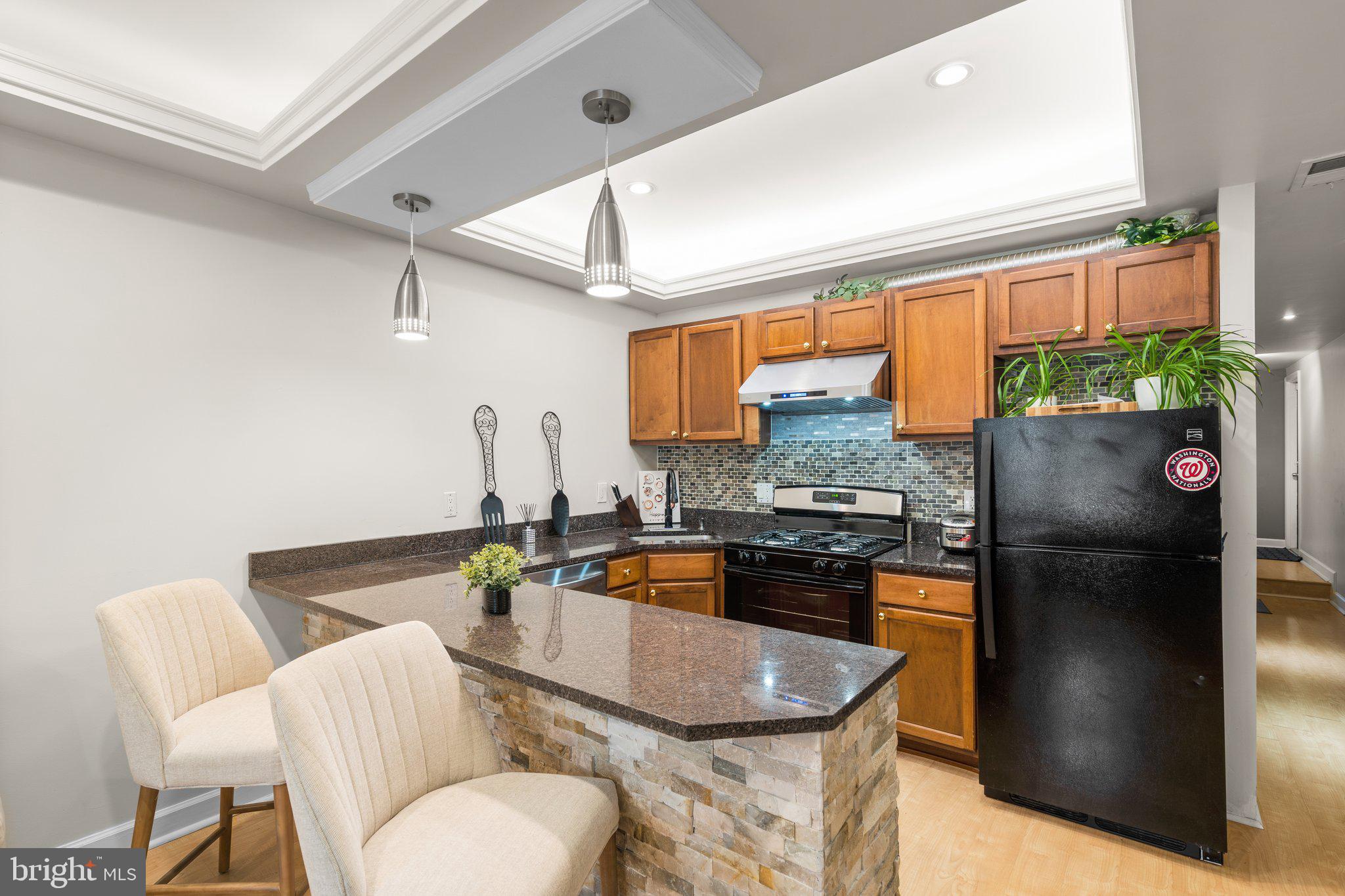 BRENTWOOD - Residential