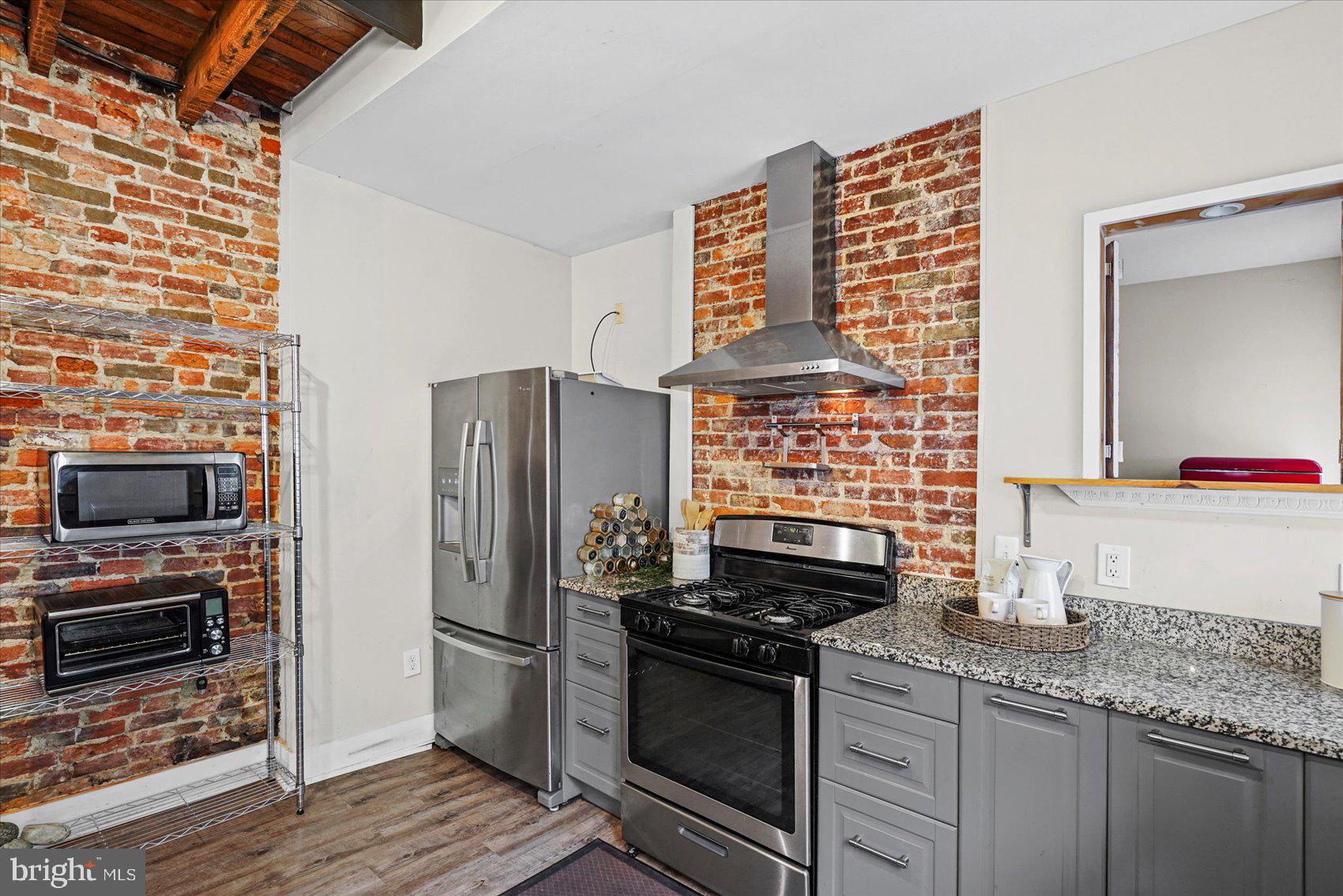 RIDGELY'S DELIGHT - Residential