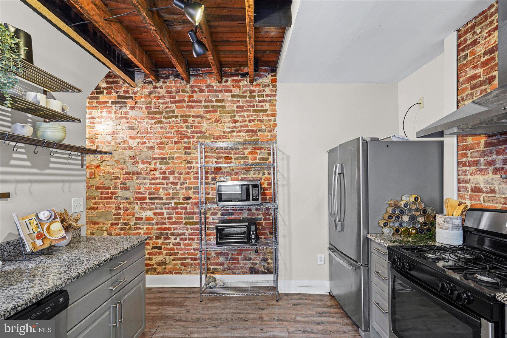RIDGELY'S DELIGHT - Residential