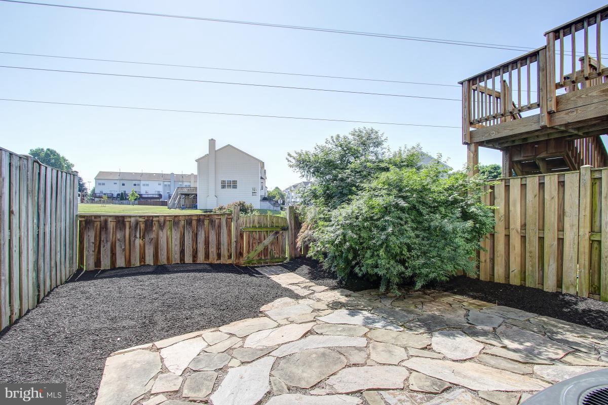 STONEBRIDGE - Residential
