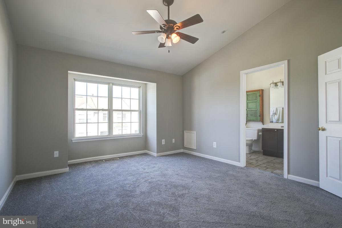 STONEBRIDGE - Residential
