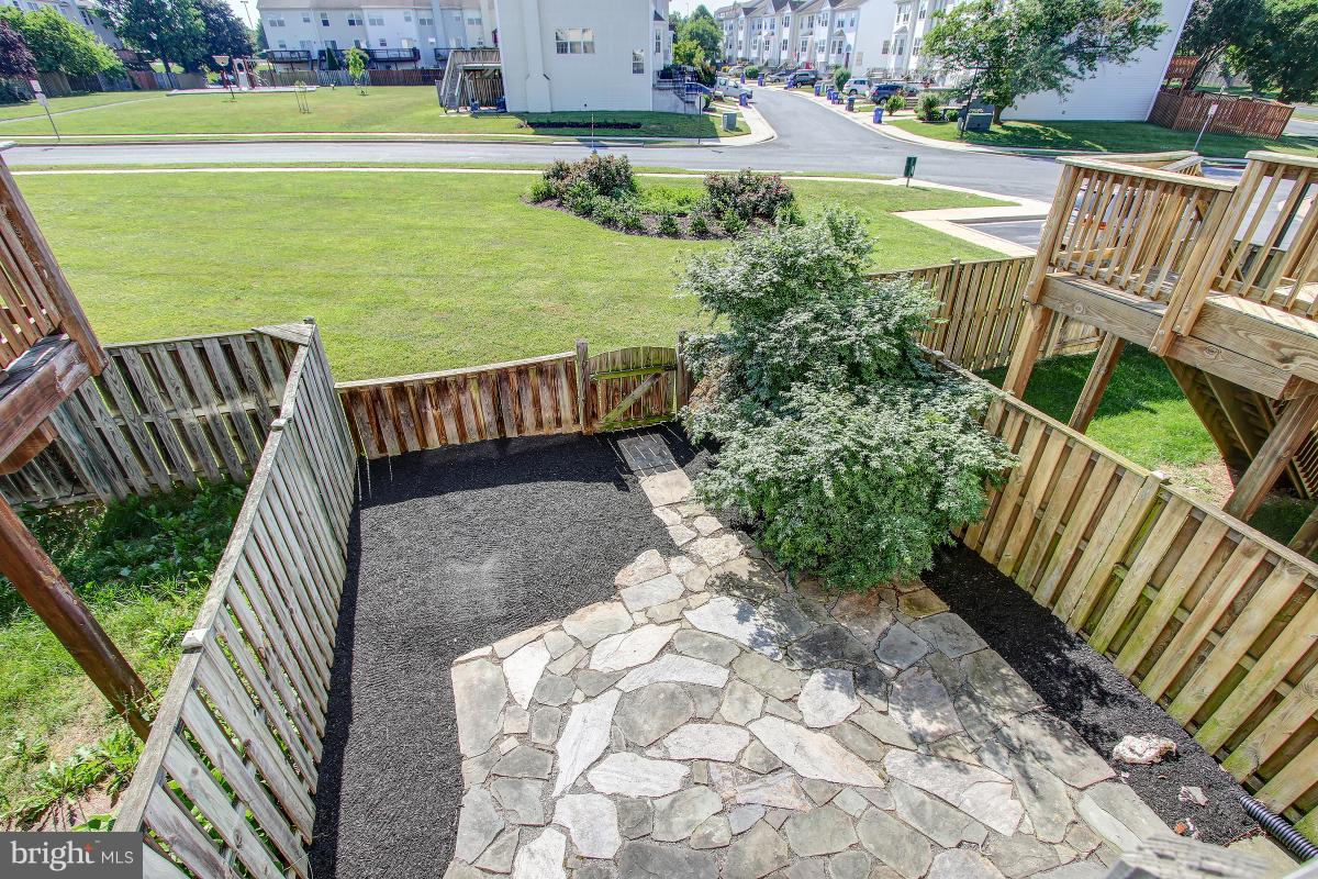 STONEBRIDGE - Residential