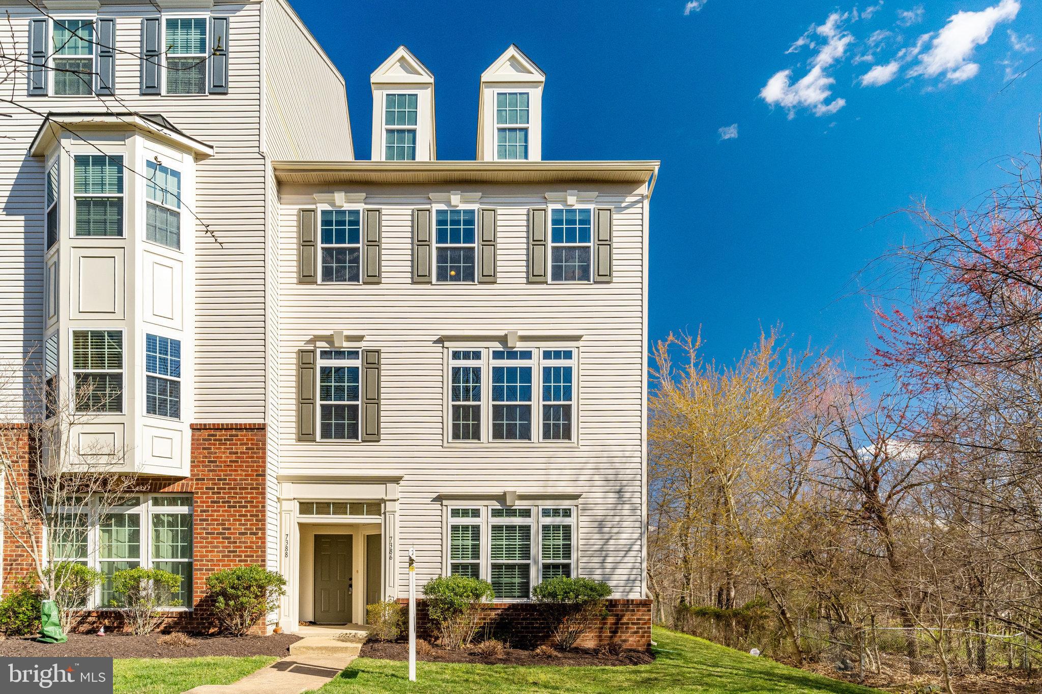 SOMERSET CONDO - Residential
