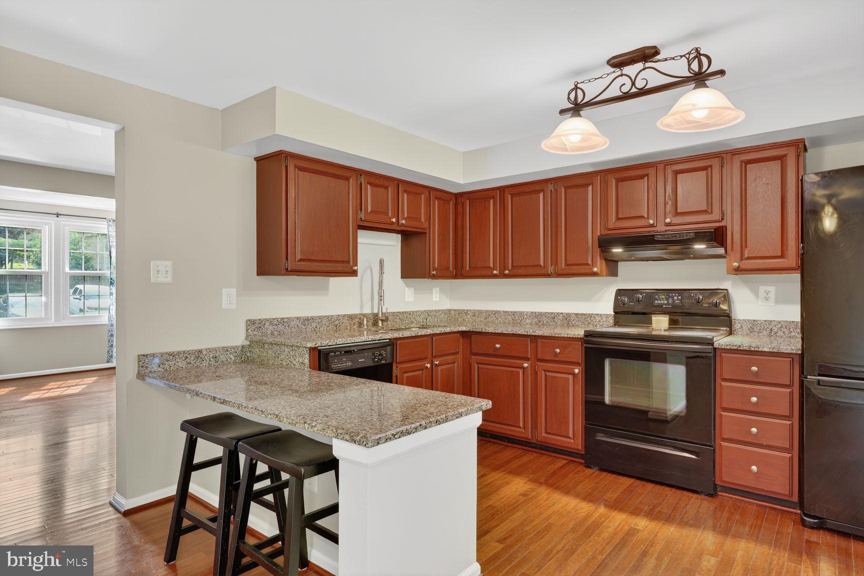 POHICK VILLAGE - Residential
