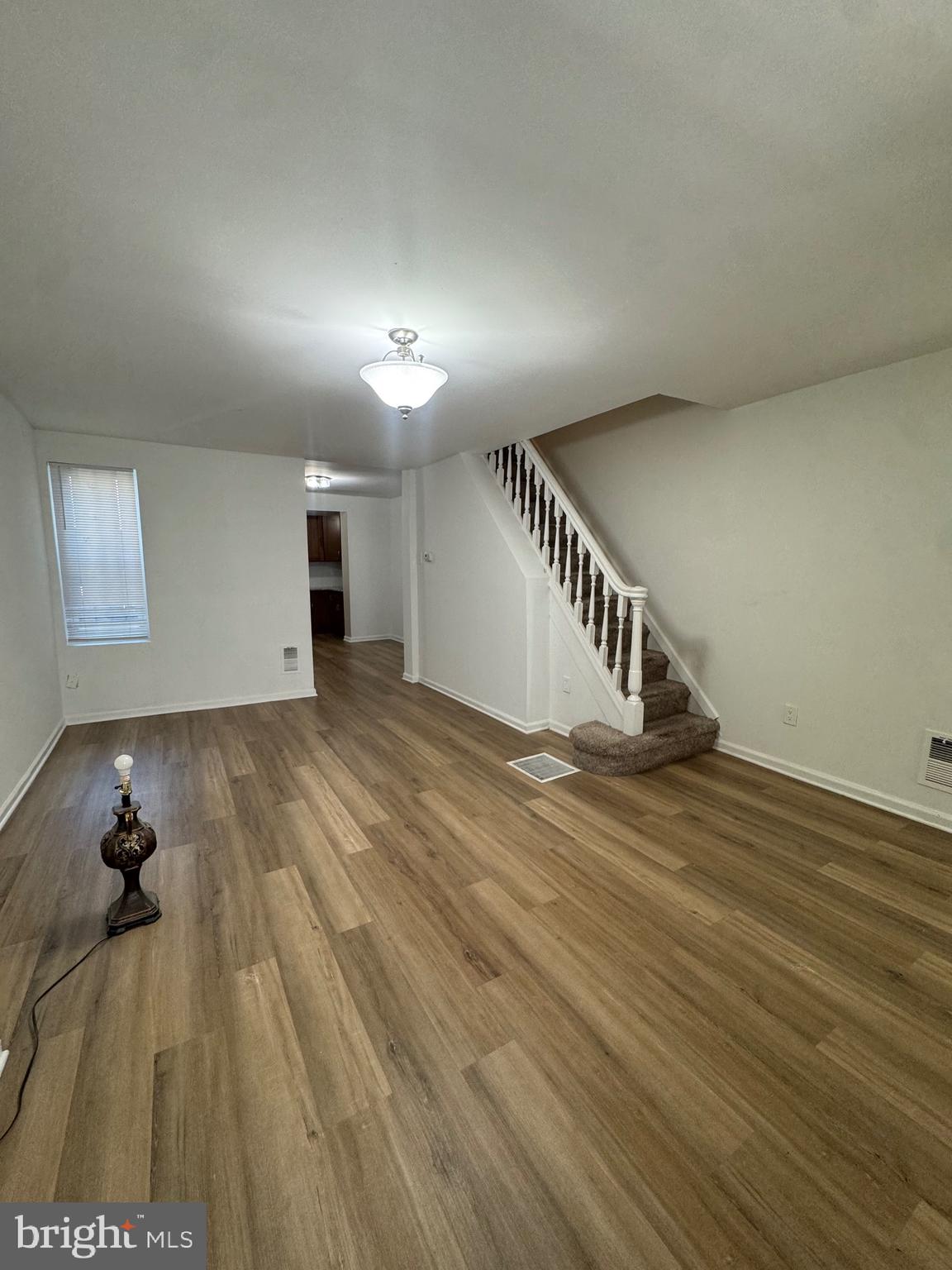 KENSINGTON - Residential