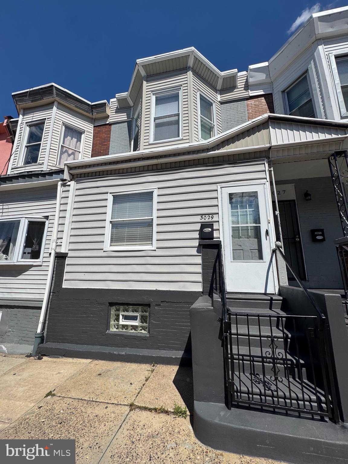 KENSINGTON - Residential