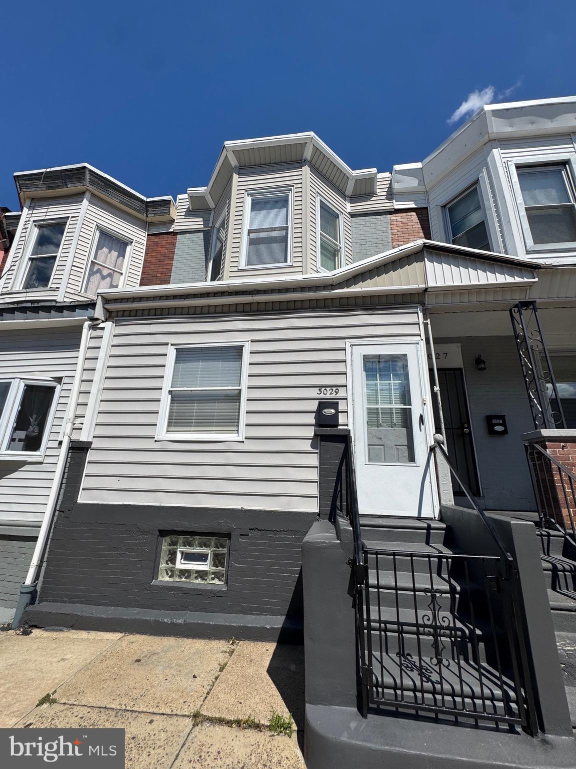 KENSINGTON - Residential