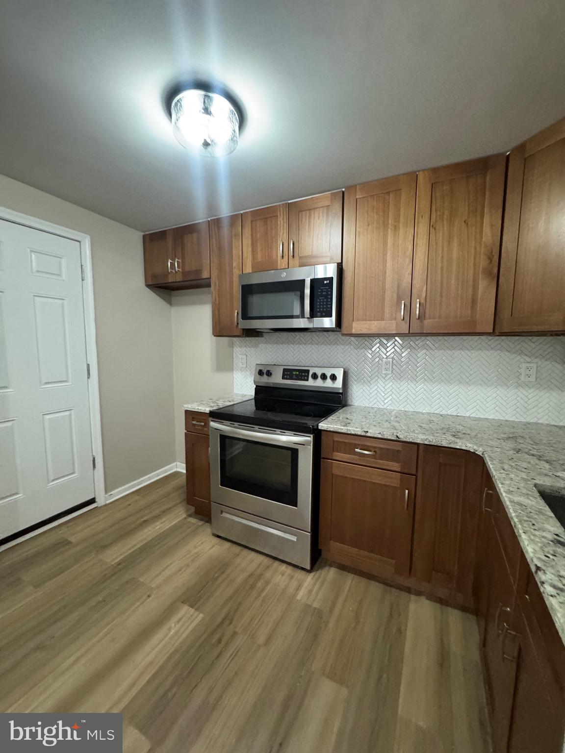 KENSINGTON - Residential