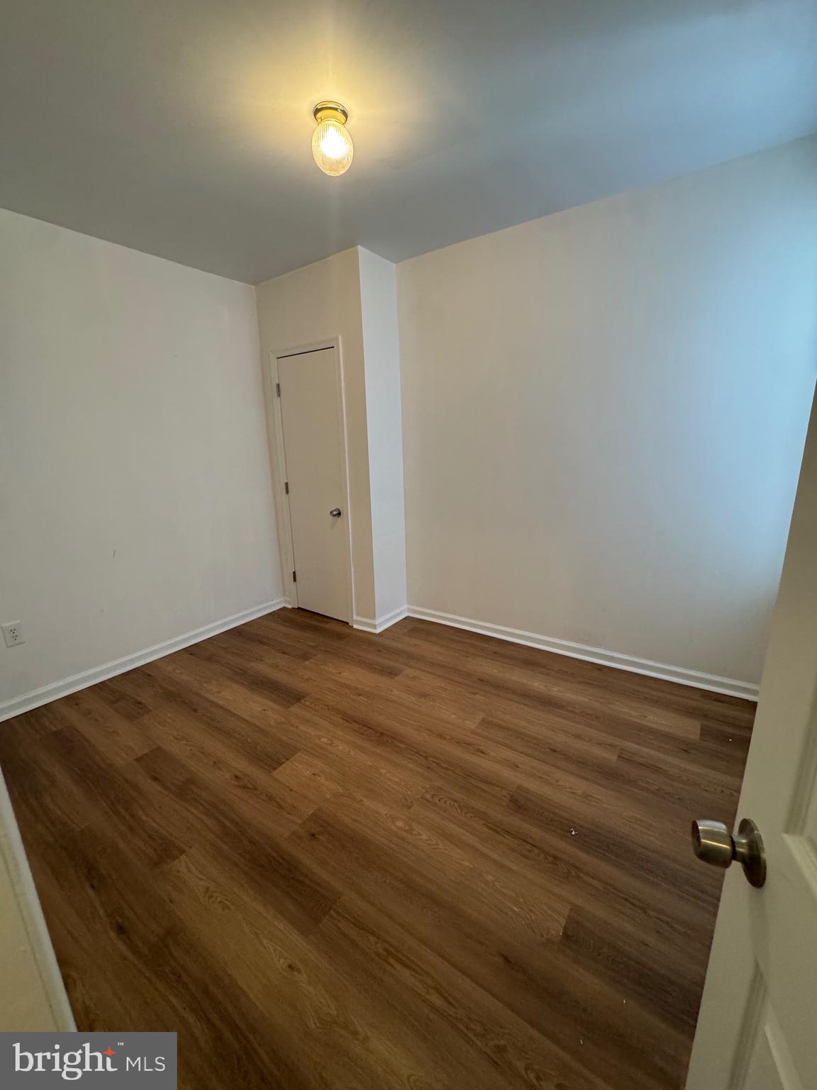 KENSINGTON - Residential