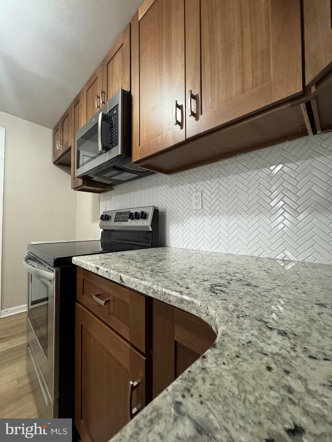 KENSINGTON - Residential
