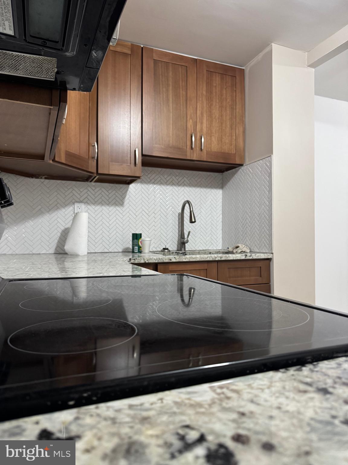 KENSINGTON - Residential