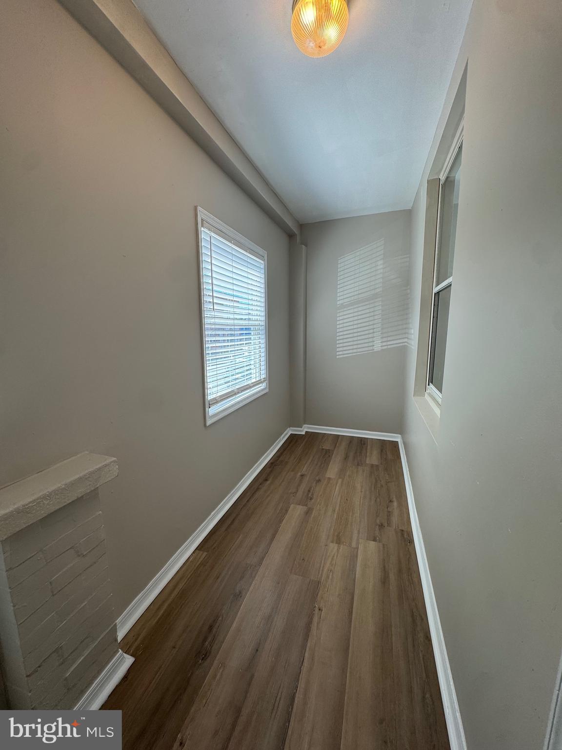 KENSINGTON - Residential