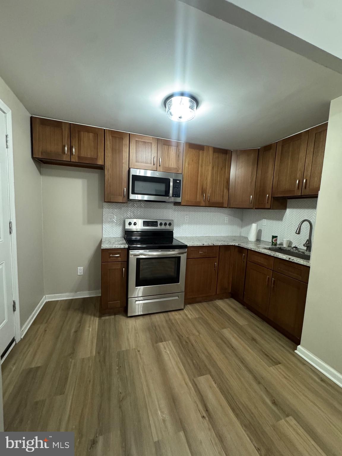 KENSINGTON - Residential