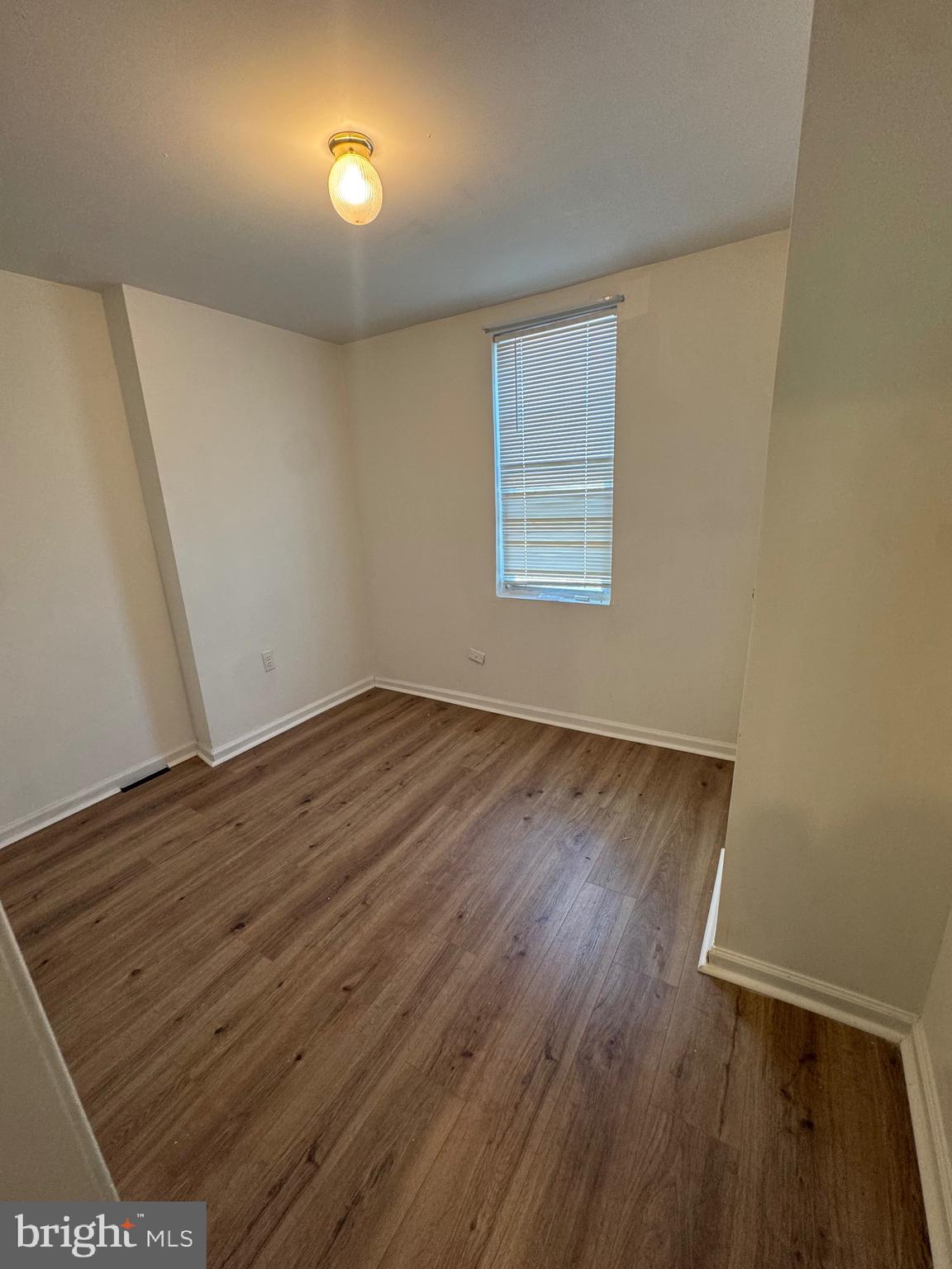 KENSINGTON - Residential