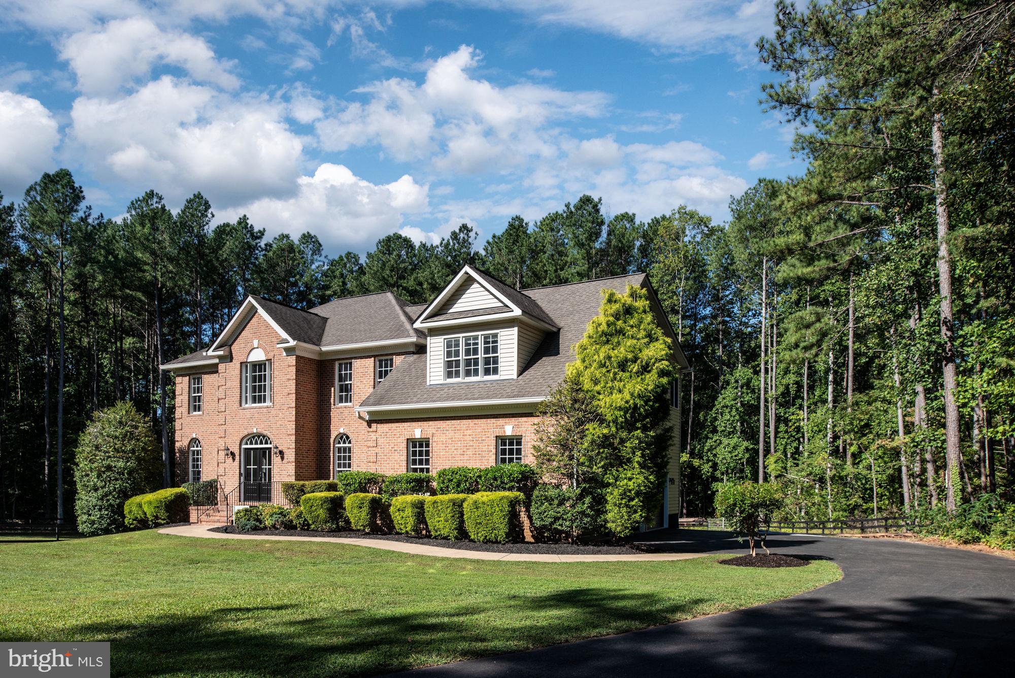 SEVEN LAKES - Residential
