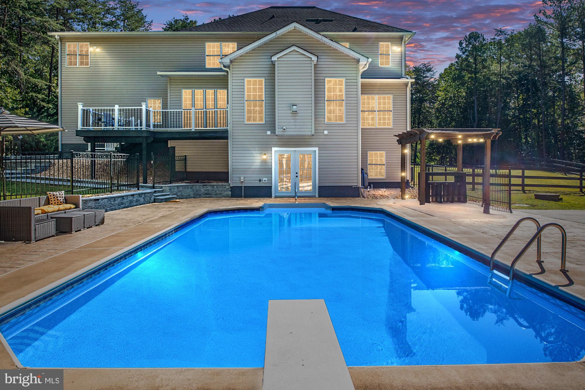 SEVEN LAKES - Residential