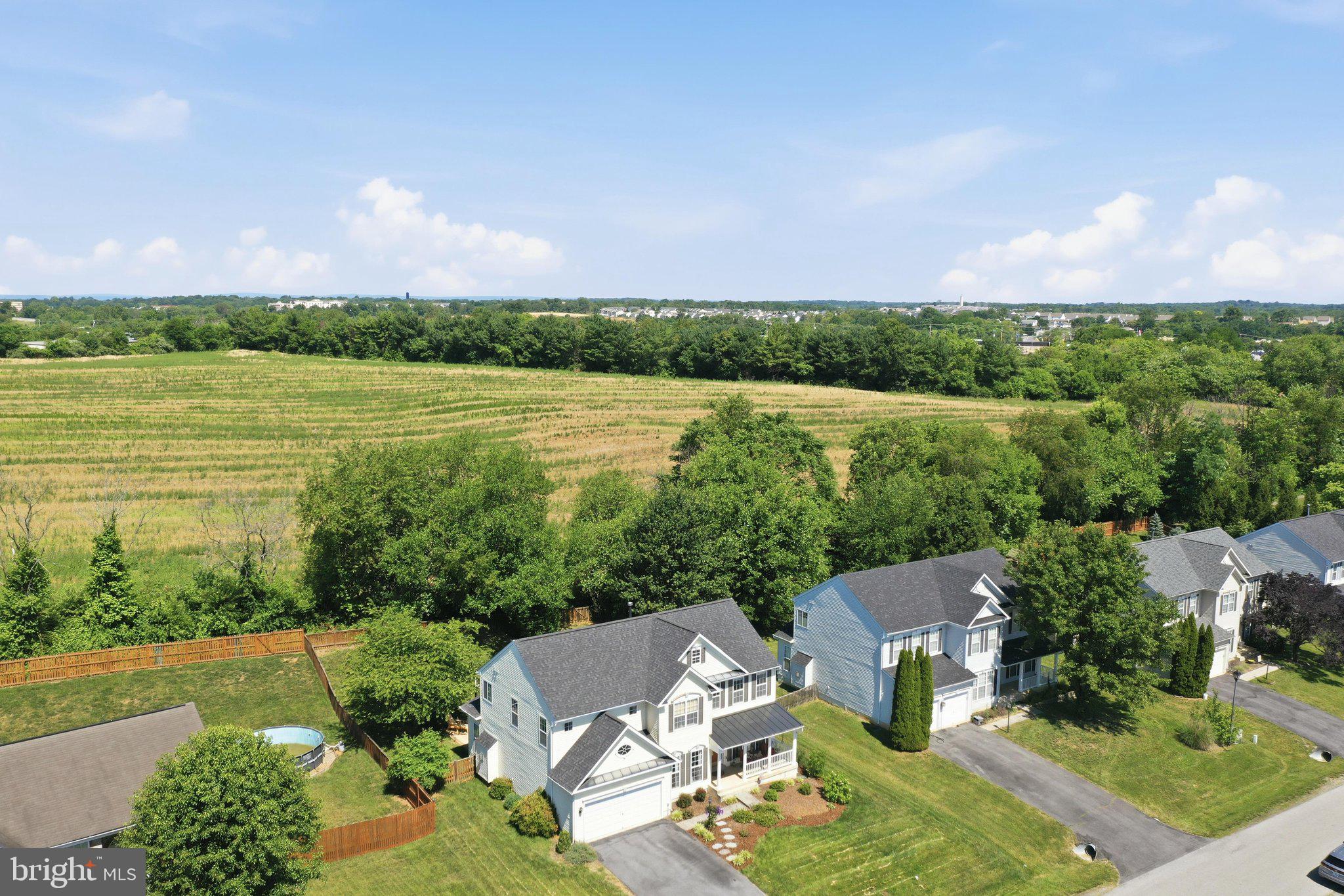 DEMORY FARM - Residential