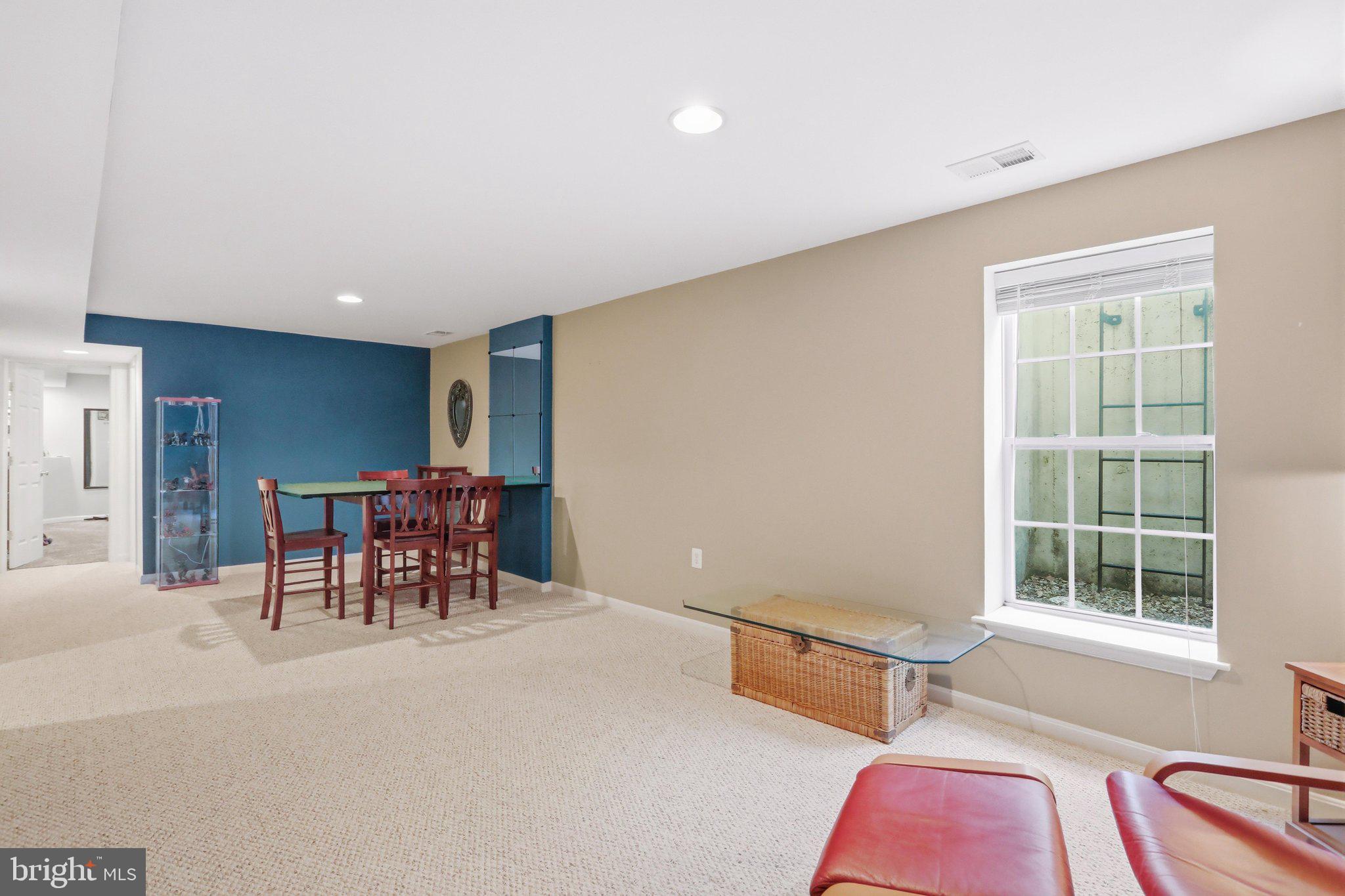 DEMORY FARM - Residential