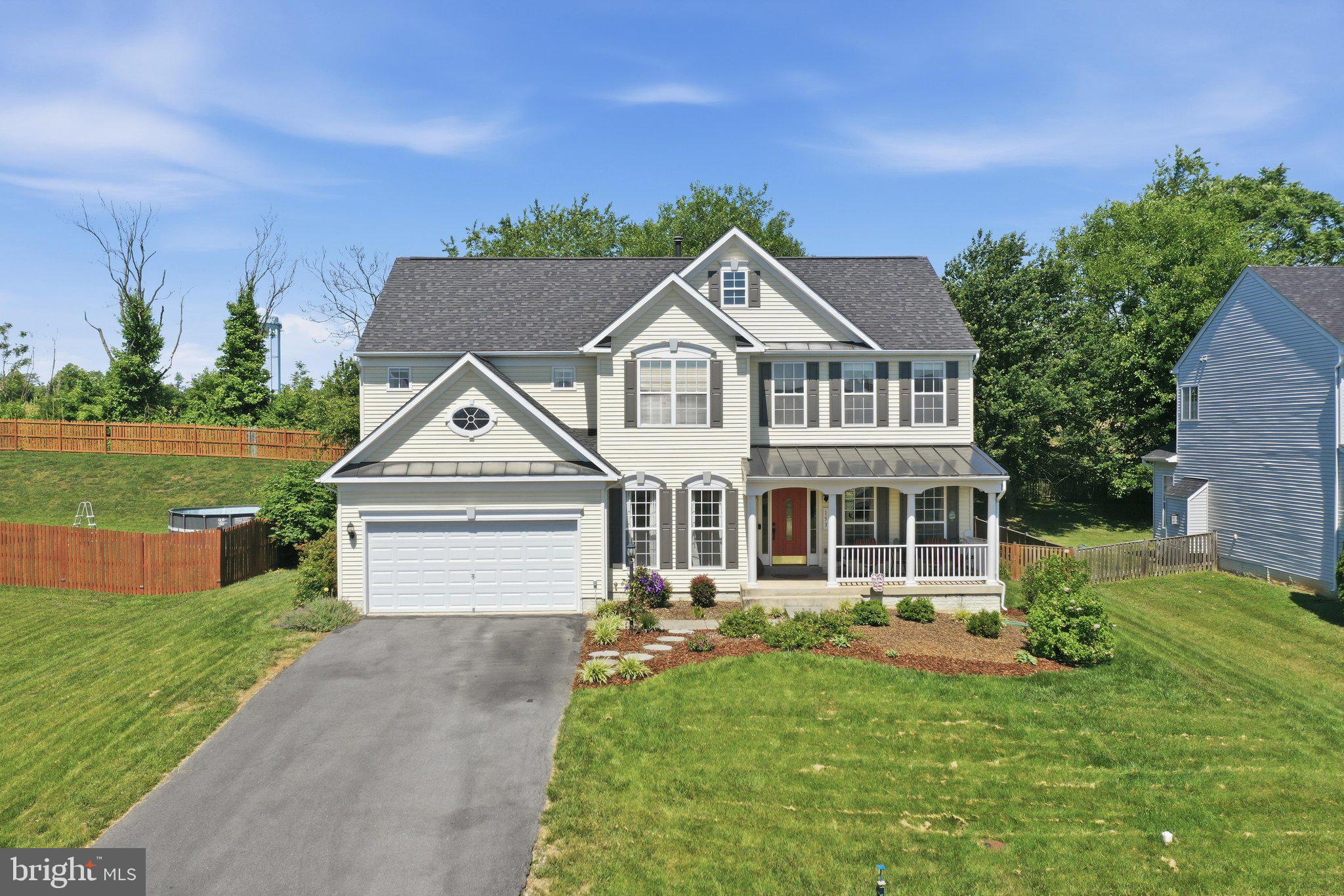 DEMORY FARM - Residential
