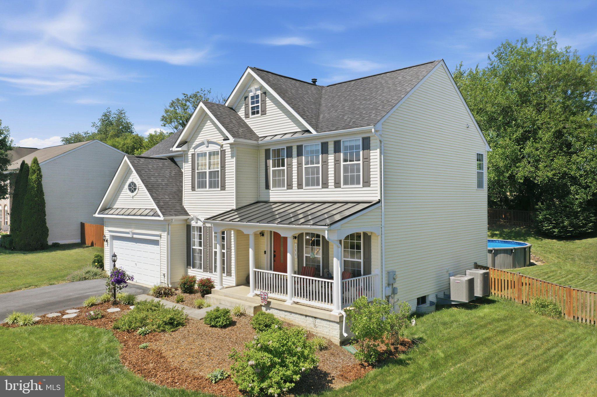 DEMORY FARM - Residential