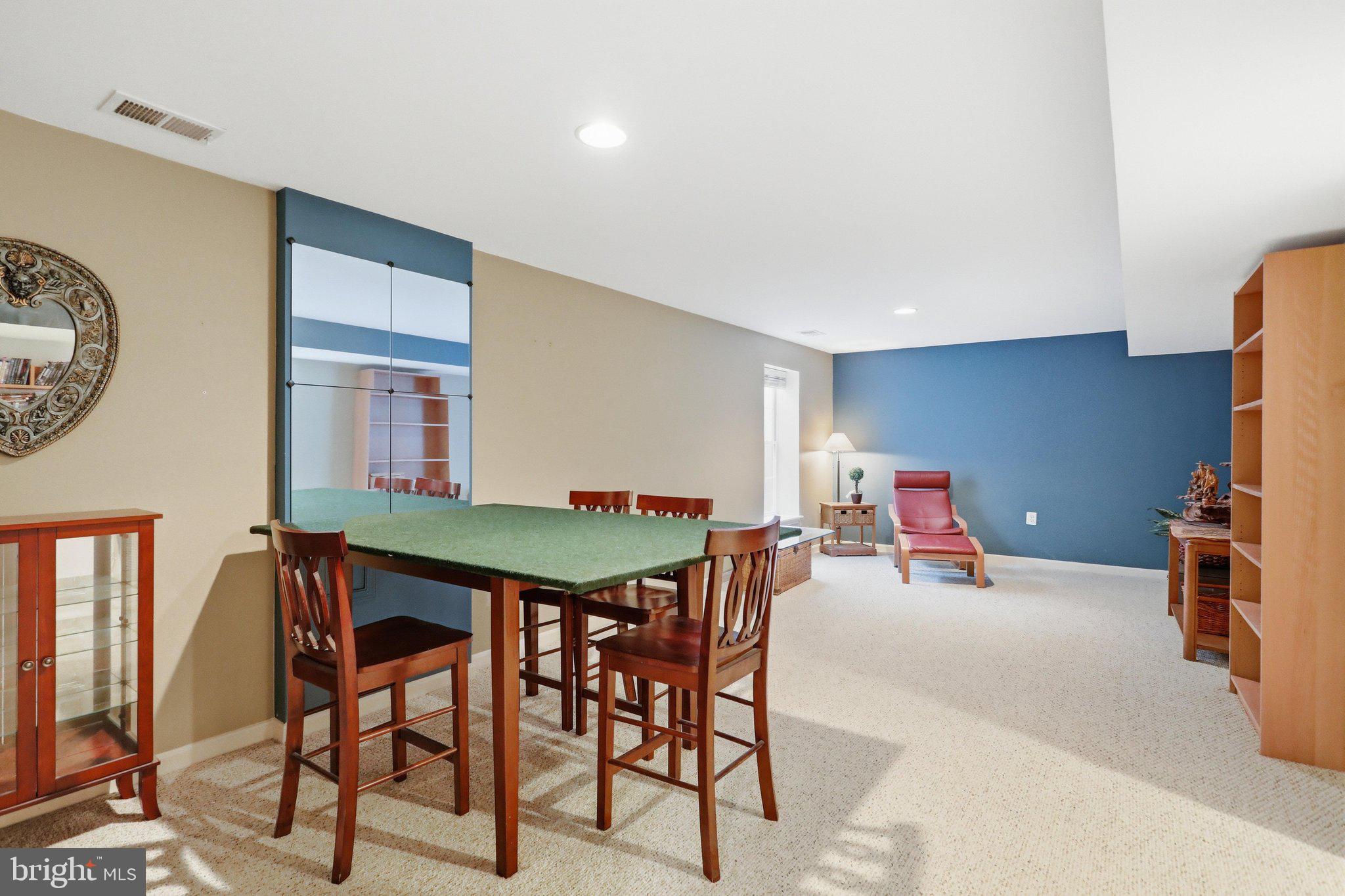 DEMORY FARM - Residential