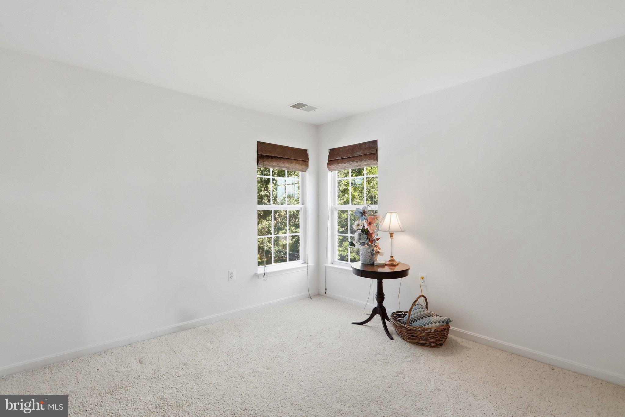 DEMORY FARM - Residential