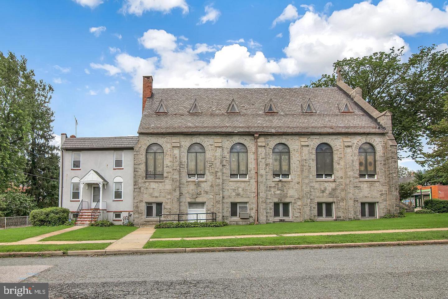 MAYFIELD - Commercial Sale