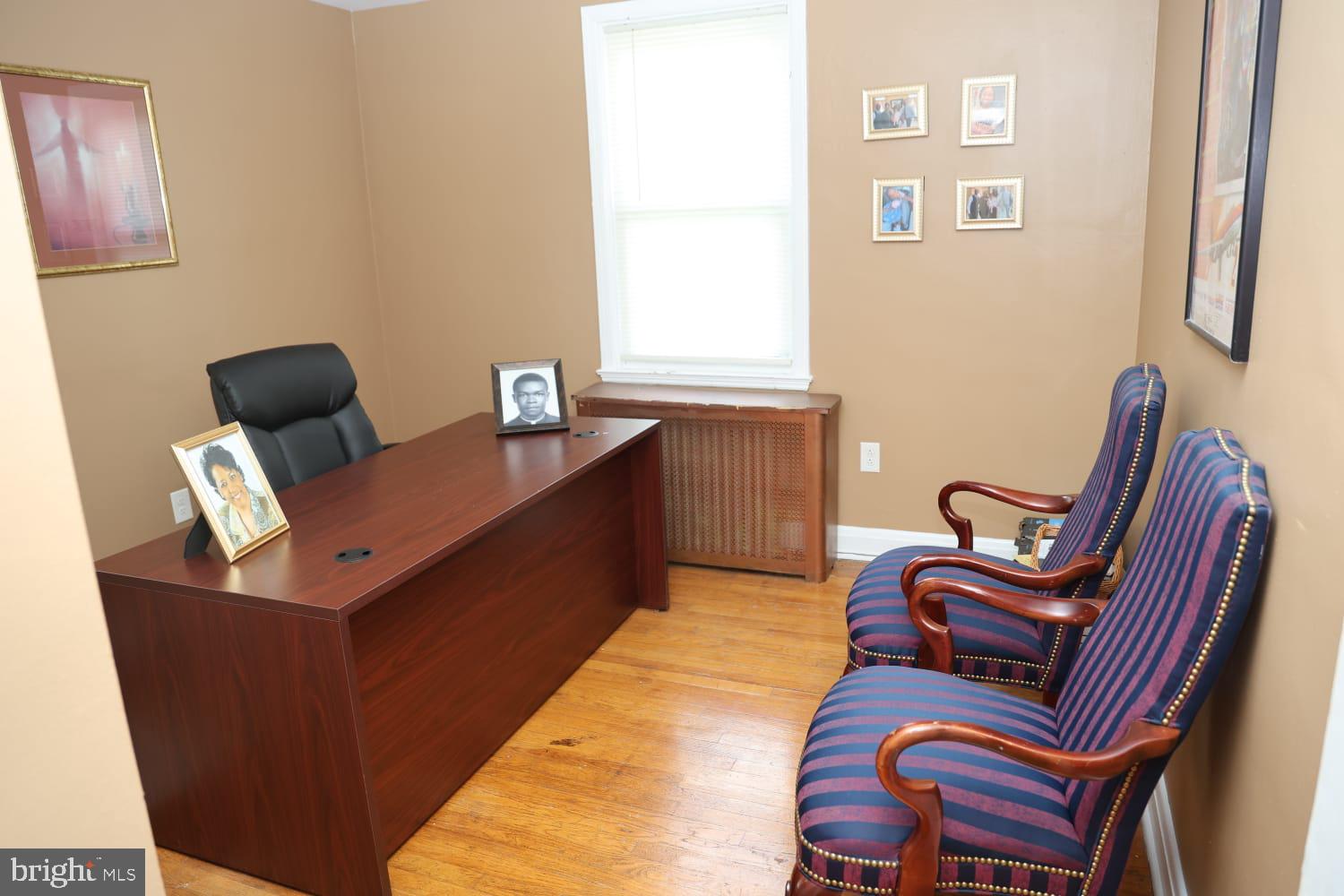 MAYFIELD - Commercial Sale
