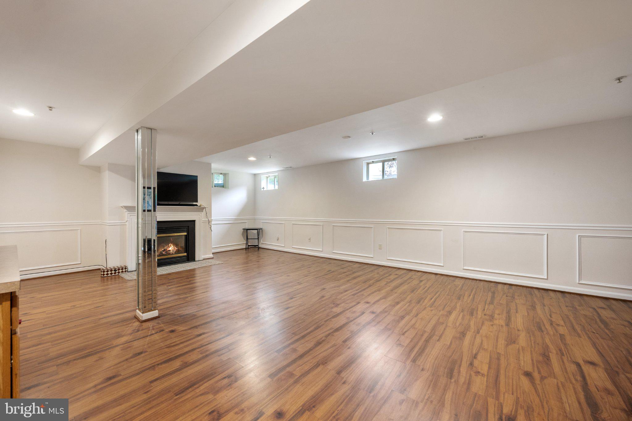 SIMMONS ACRES-ADDN - Residential