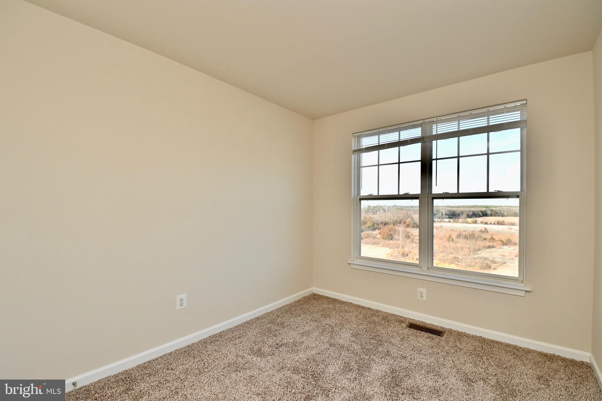 EAST GATE - Residential Lease