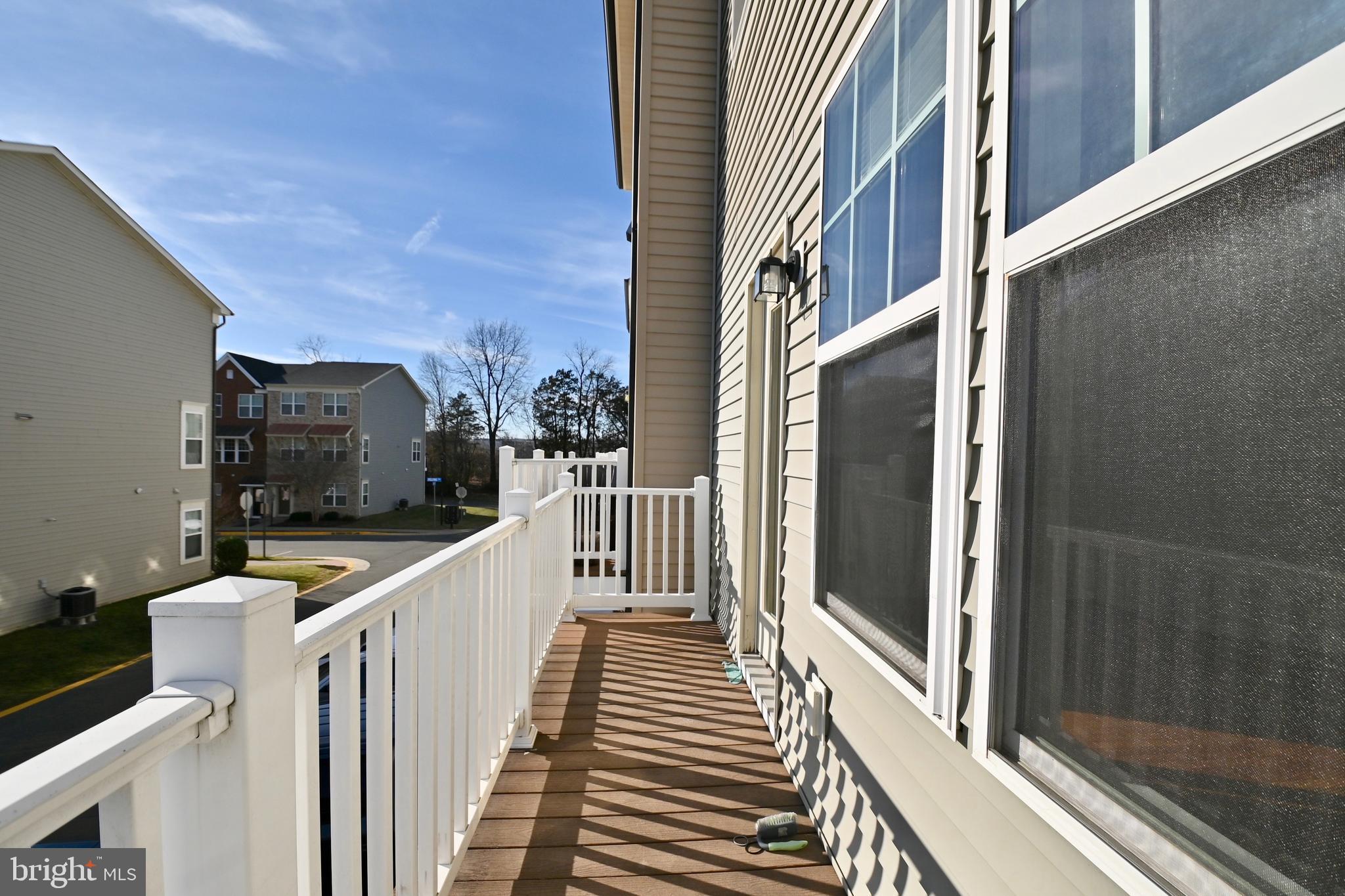 EAST GATE - Residential Lease