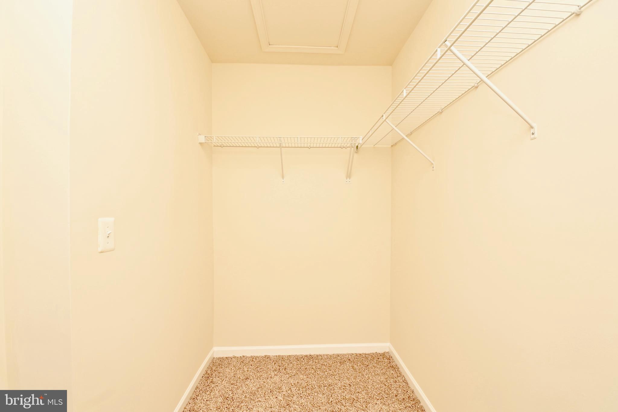EAST GATE - Residential Lease