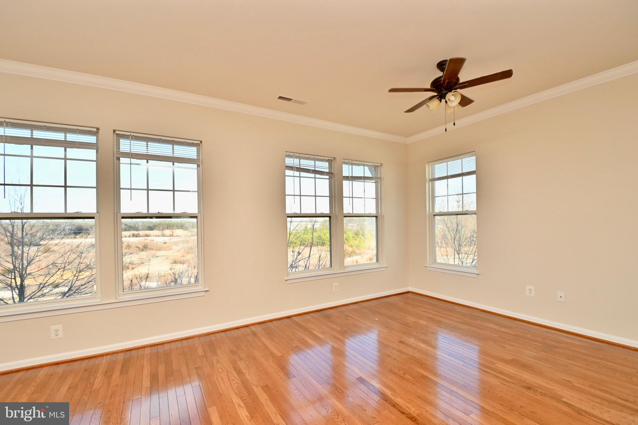 EAST GATE - Residential Lease