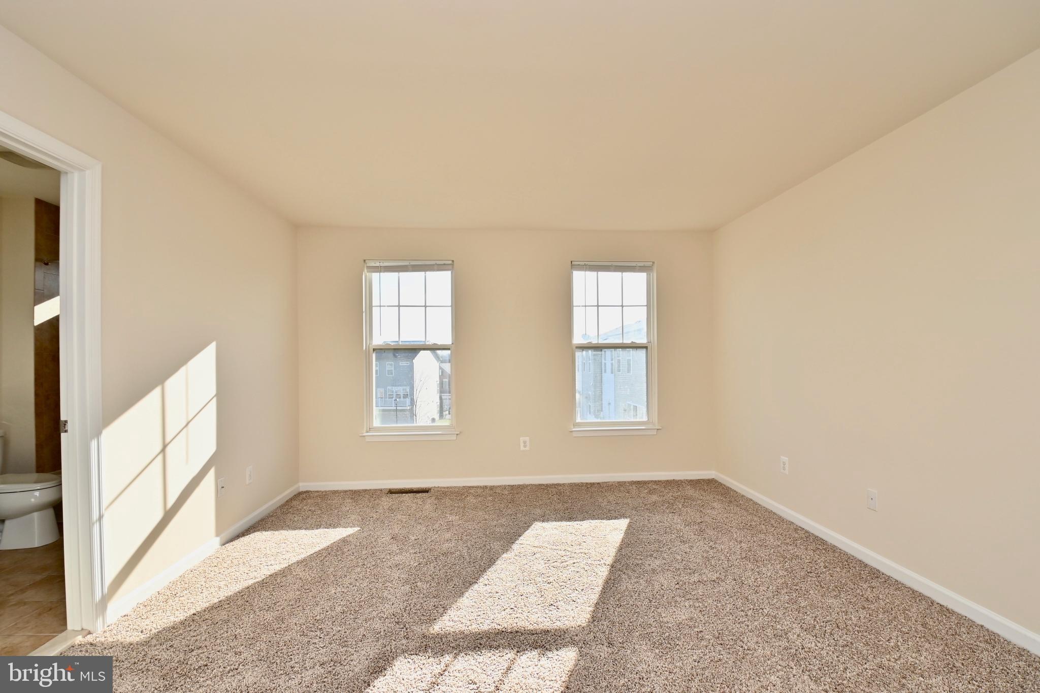 EAST GATE - Residential Lease