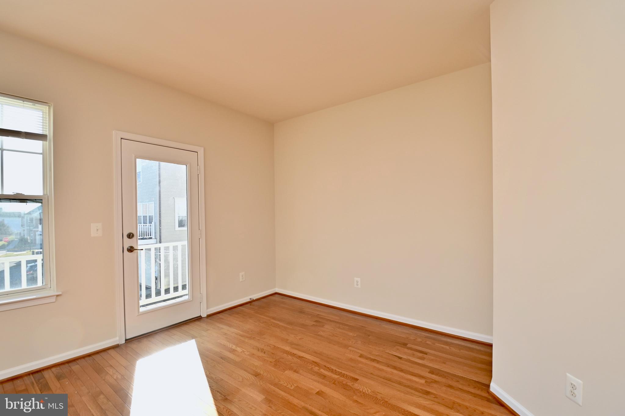 EAST GATE - Residential Lease
