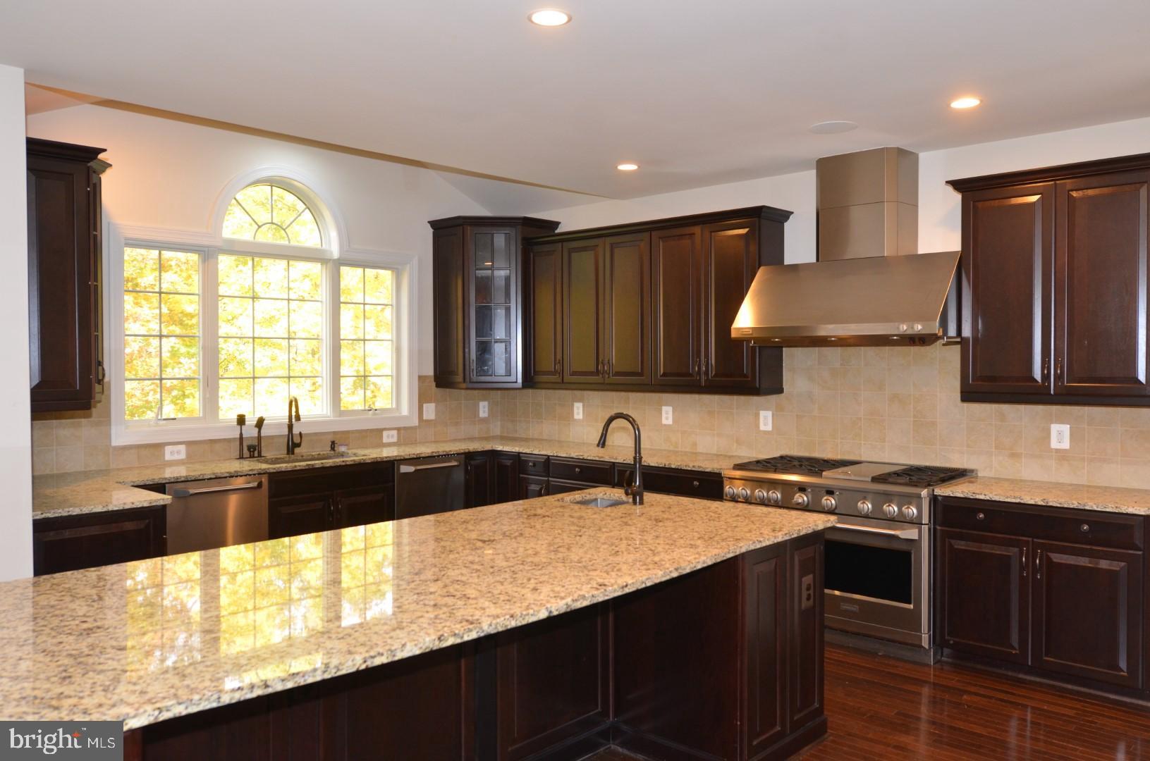DOMINION VALLEY COUNTRY CLUB - Residential