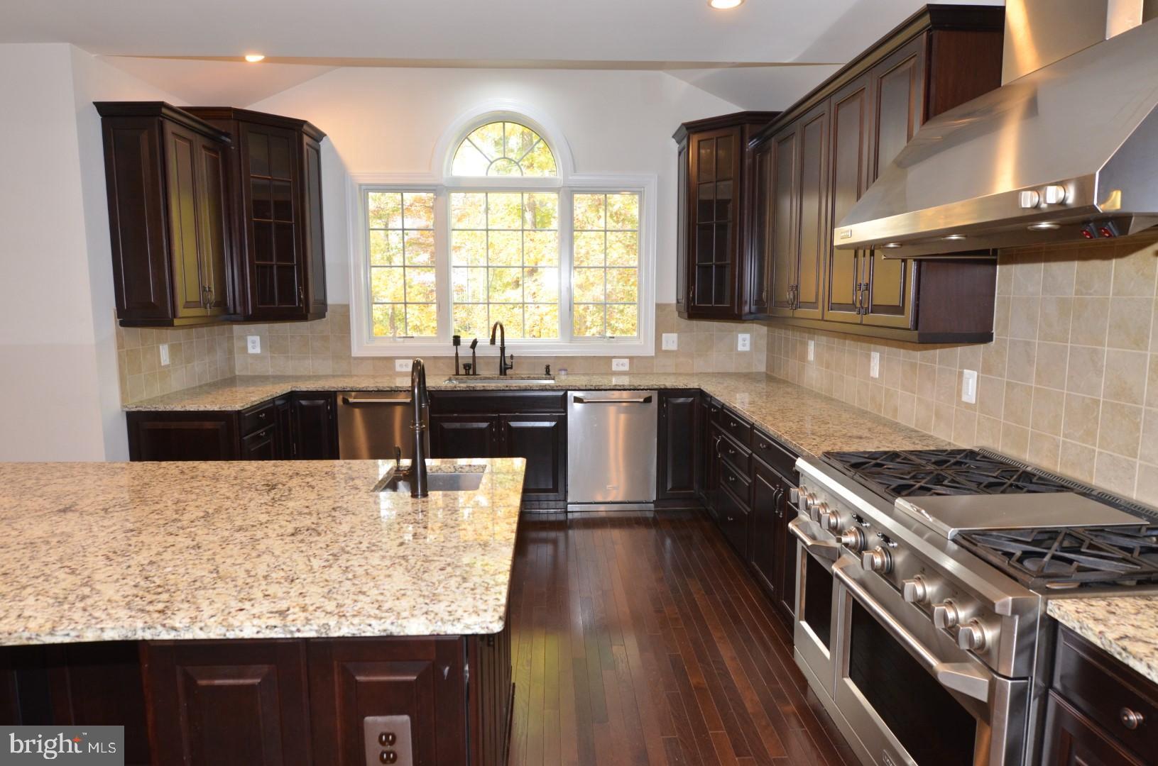 DOMINION VALLEY COUNTRY CLUB - Residential