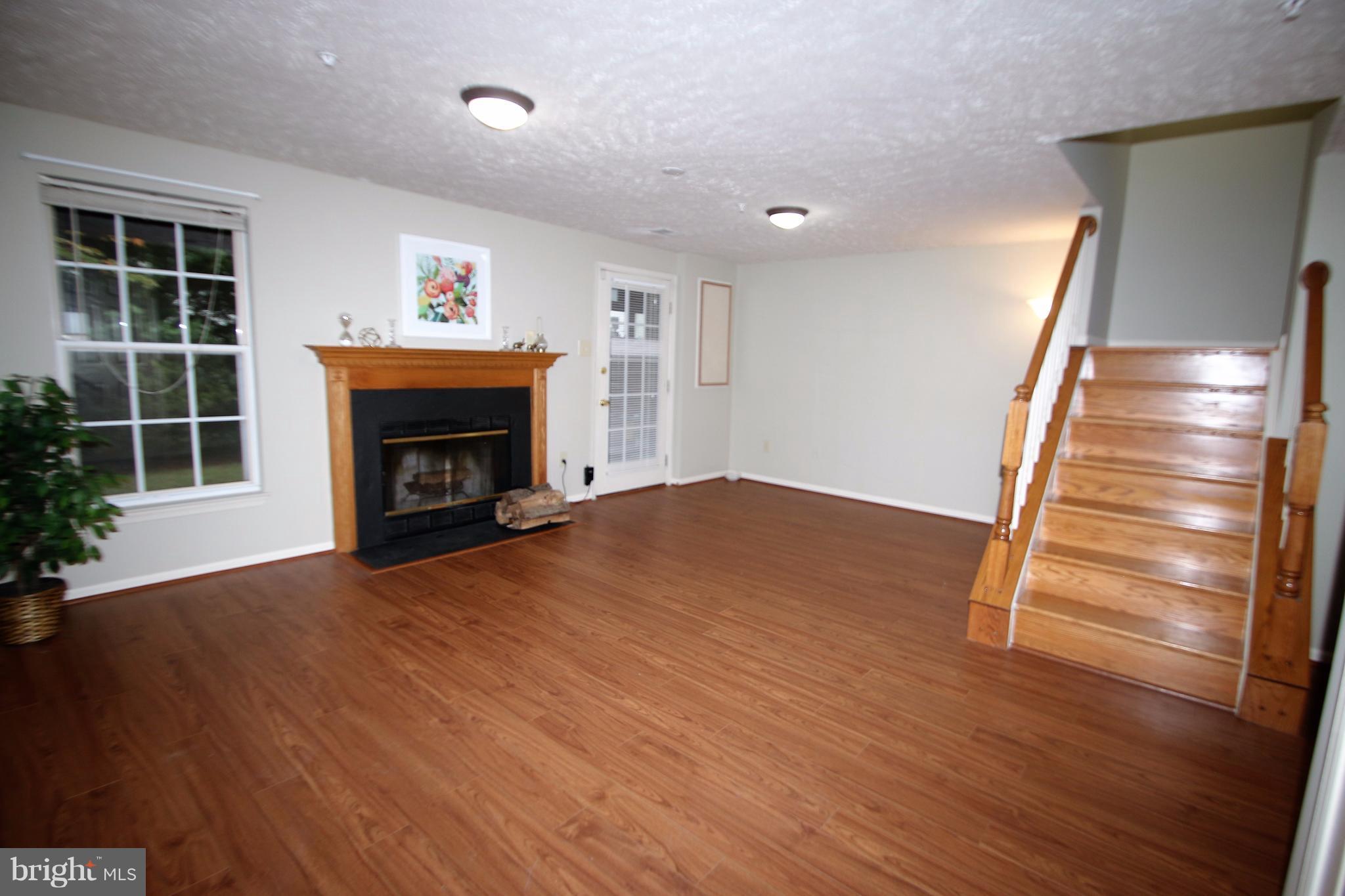 JAMES CREEK - Residential