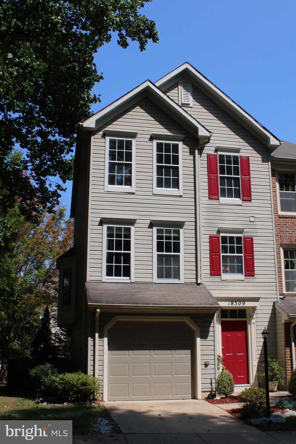 Gorgeous End Unit Town Home in Desirable James Creek, Light-filled 3 BR -2.5 BA, Freshly Painted, 2-Story Foyer, Open Floor Plan, Kitchen w/ Granite & SS Appl., Hard Wood Floors, Large Deck, Updated Master & 1/2 Baths, Family Room w/ Fireplace, Walk Out to Patio & Spacious Fenced Yard, 1 Car Gar., New HVAC 2015, Top-Rated Schools, Walk to Comm. Pool &Town, Wooded View. Must See! Open 9-10 from 1-3