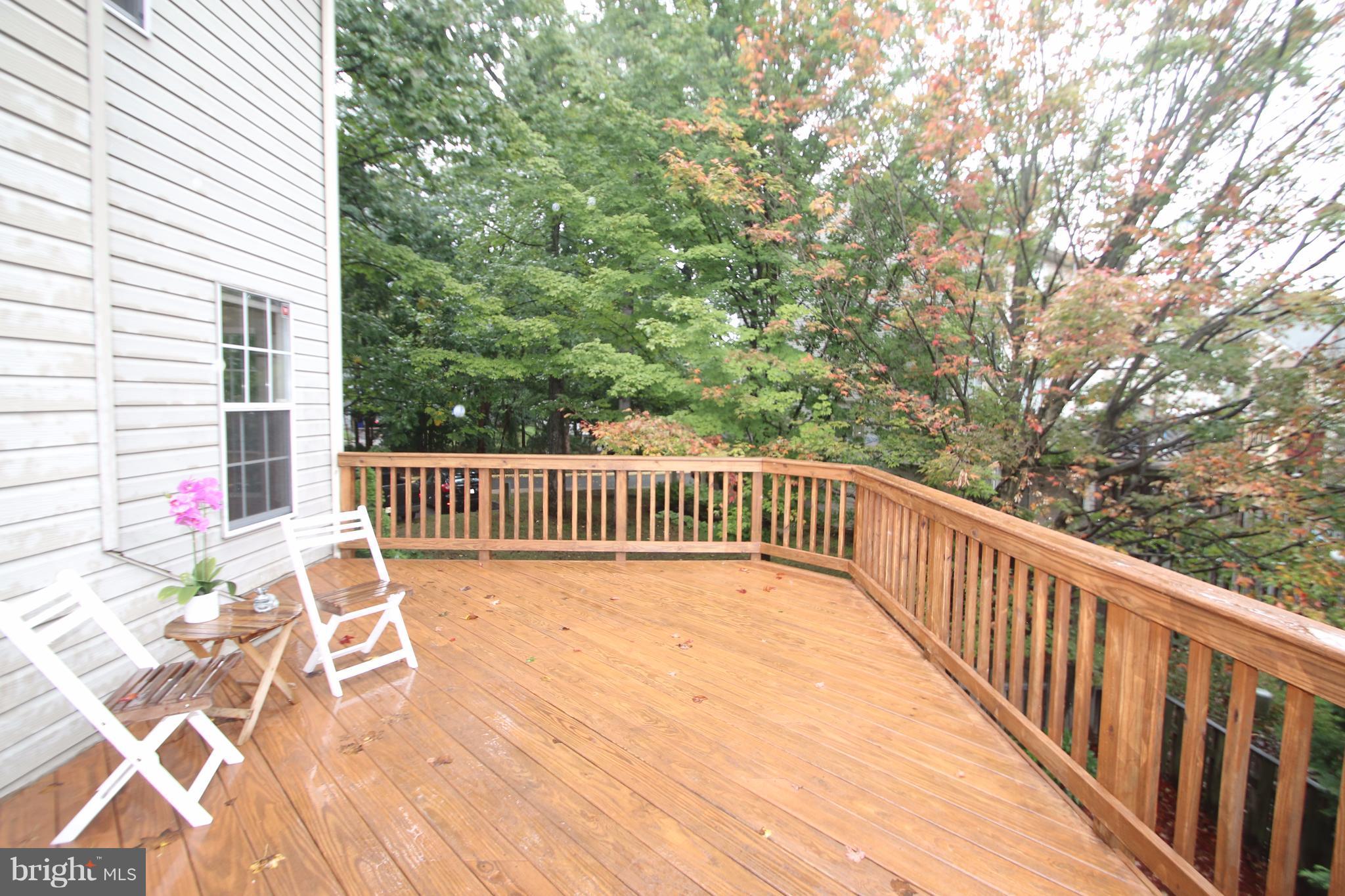 JAMES CREEK - Residential
