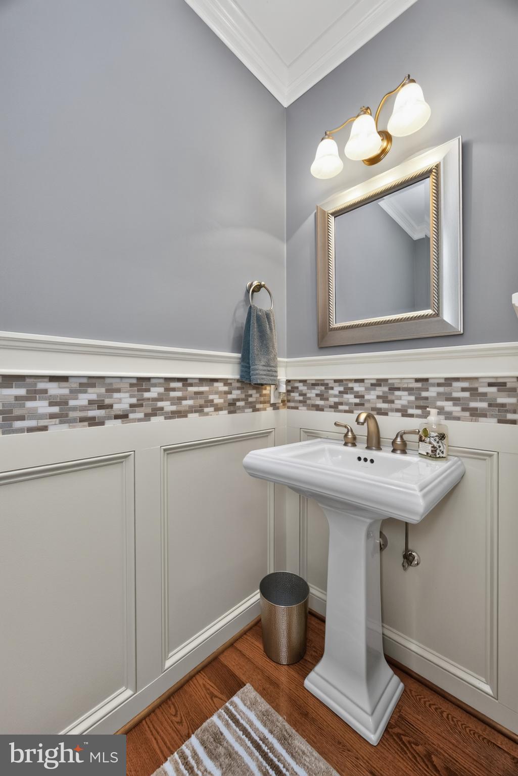 POND VIEW ESTATES - Residential