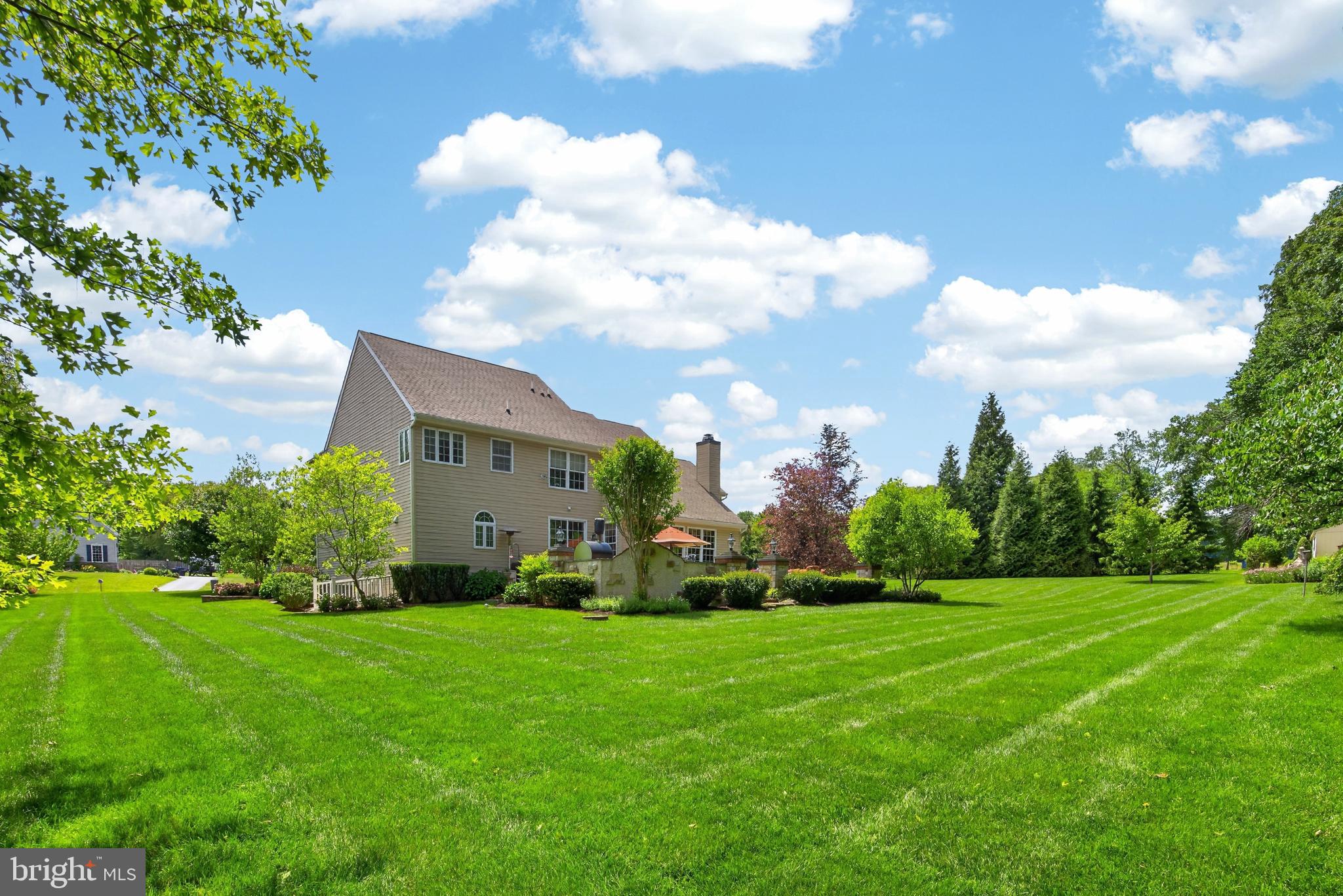 POND VIEW ESTATES - Residential