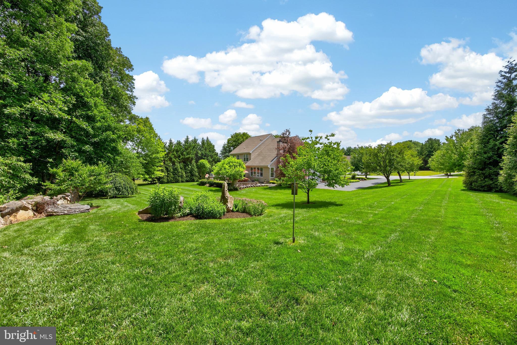 POND VIEW ESTATES - Residential