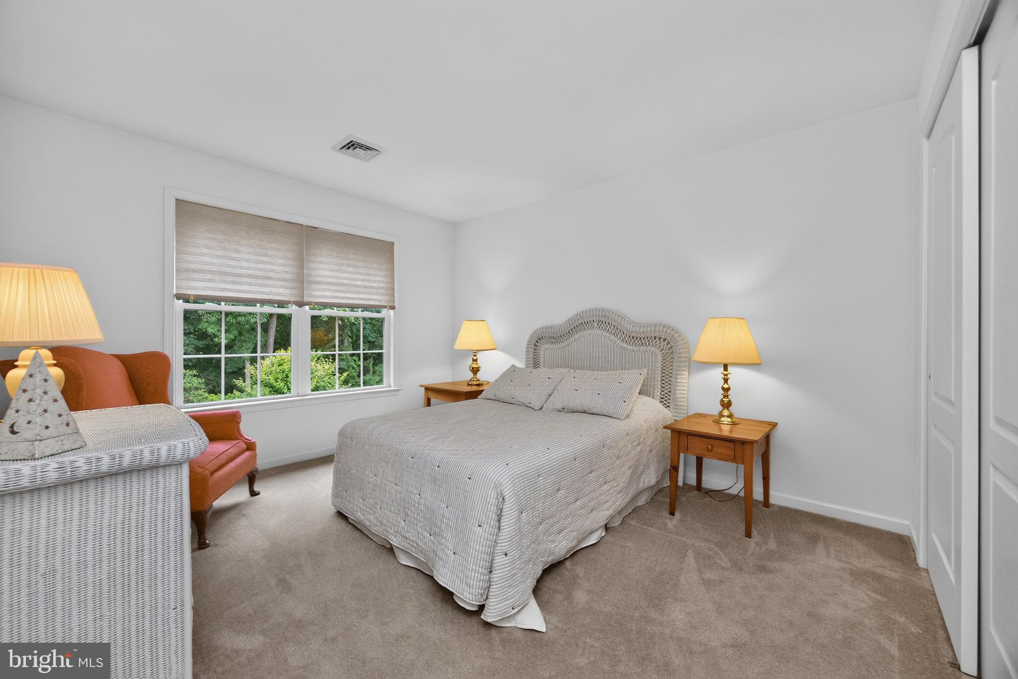 POND VIEW ESTATES - Residential